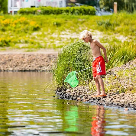 In Leukermeer By The Waterside *