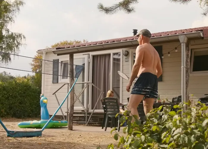 In Leukermeer By The Waterside *