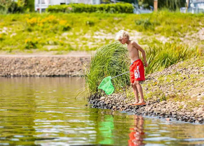 In Leukermeer By The Waterside *